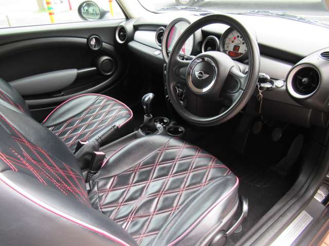 2011 MINI MINI Clubman – thumbnail 3