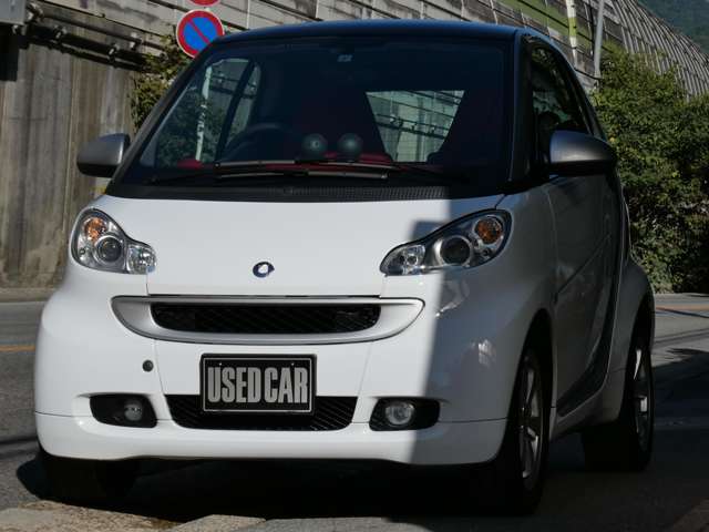 2011 smart Fortwo Smart – thumbnail 4