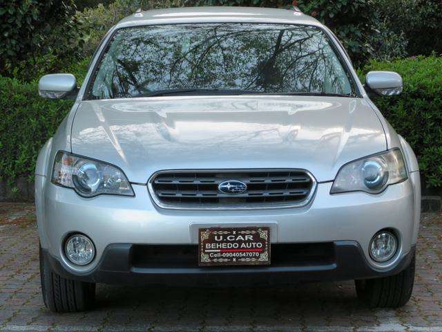 2004 Subaru Legacy Outback – thumbnail 2