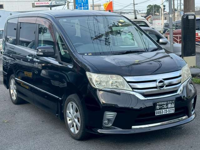 2011 Nissan Serena – thumbnail 3
