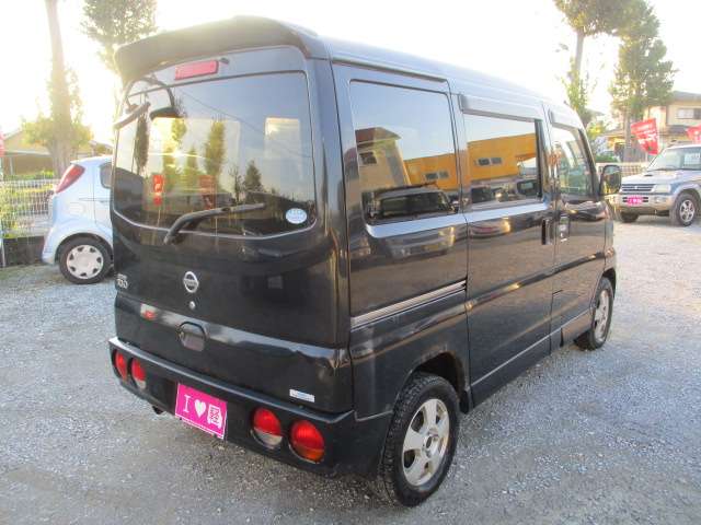 2011 Nissan Clipper Rio – thumbnail 2