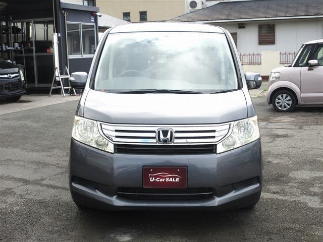 2011 Honda Stepwgn – thumbnail 2