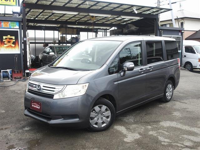2011 Honda Stepwgn – thumbnail 3