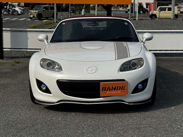 2011 Mazda Roadster – thumbnail 3