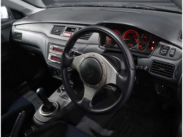 2001 Mitsubishi Lancer Evolution – thumbnail 4
