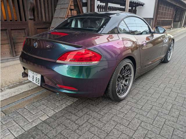 2010 BMW Z4 – thumbnail 2