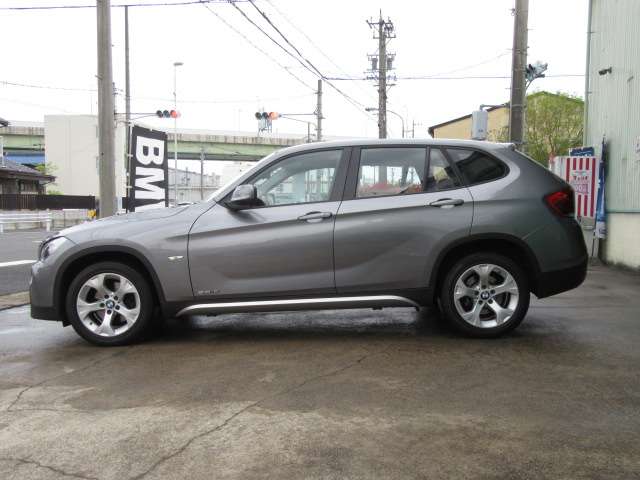 2011 BMW X1 – thumbnail 3