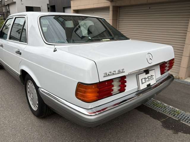 1989 Mercedes-Benz S-Class – thumbnail 4