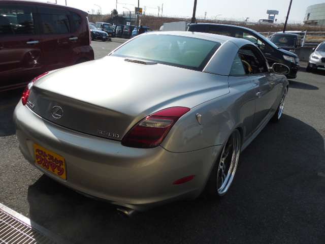 2005 Lexus SC – thumbnail 4