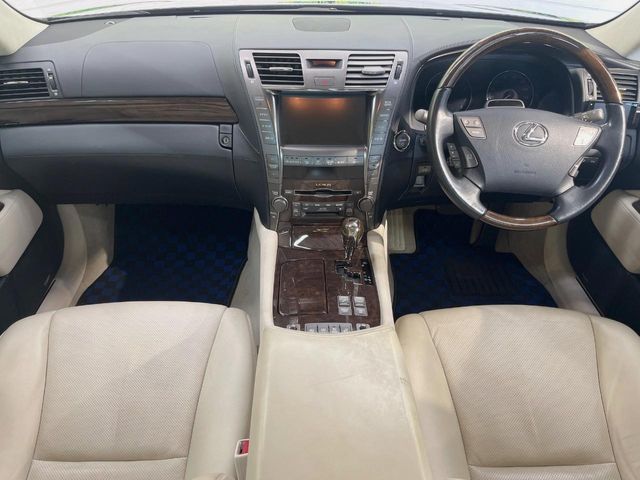 2008 Lexus LS Hybrid – thumbnail 2