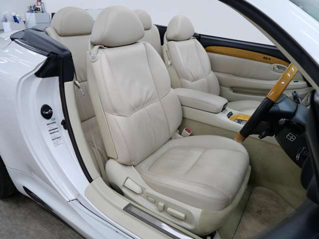 2007 Lexus SC – thumbnail 4