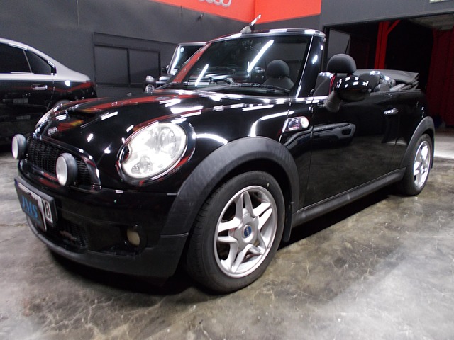 2010 MINI Mni Convertible