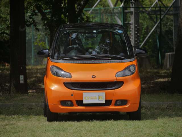 2011 smart Fortwo Smart – thumbnail 2