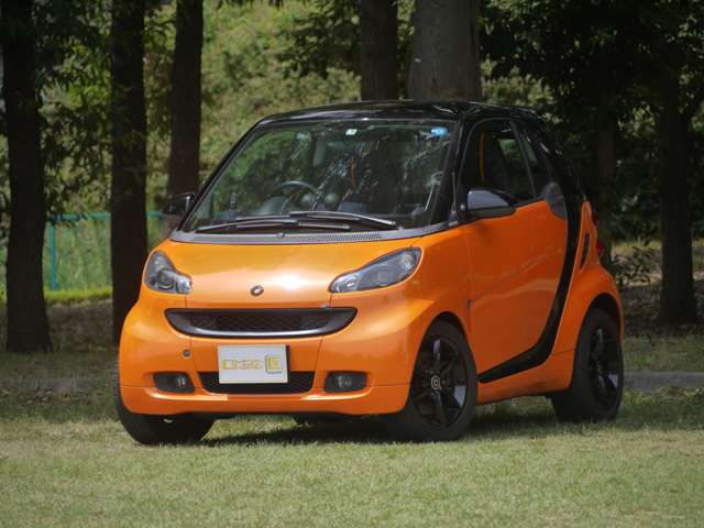 2011 smart Fortwo Smart – thumbnail 3