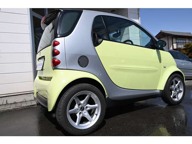 2004 smart Fortwo Smart – thumbnail 3
