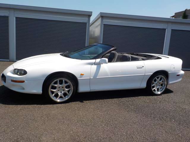1999 Chevrolet Camaro Convertible – thumbnail 2