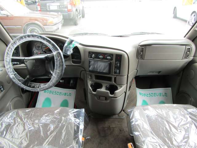 2000 Chevrolet Astro – thumbnail 3