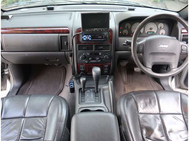 2001 Jeep Grand Cherokee – thumbnail 3
