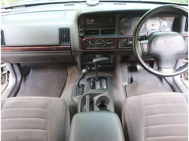 1998 Jeep Grand Cherokee – thumbnail 3