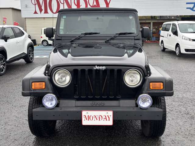 2004 Jeep Wrangler – thumbnail 2