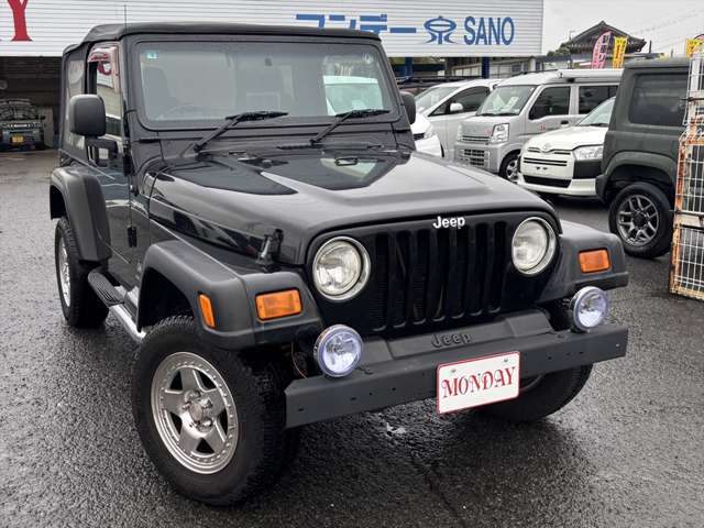 2004 Jeep Wrangler – thumbnail 3