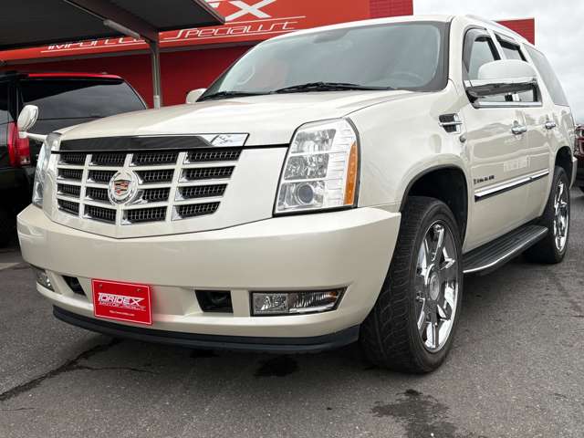 2008 Cadillac Escalade – thumbnail 4