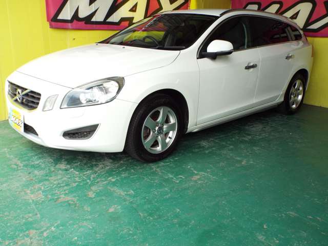 2011 Volvo V60 – thumbnail 3