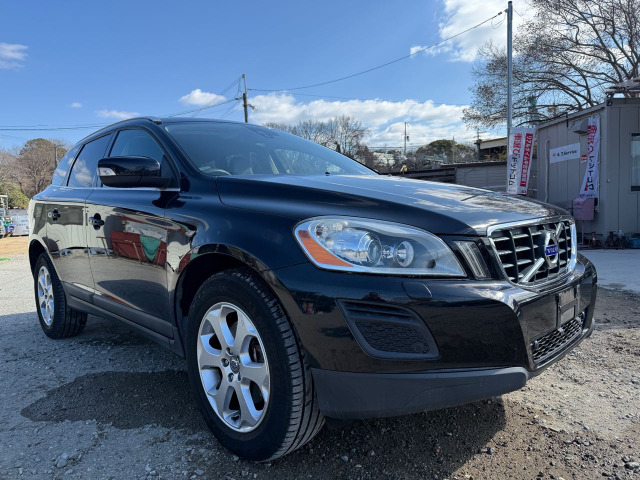 2011 Volvo XC60 – thumbnail 2