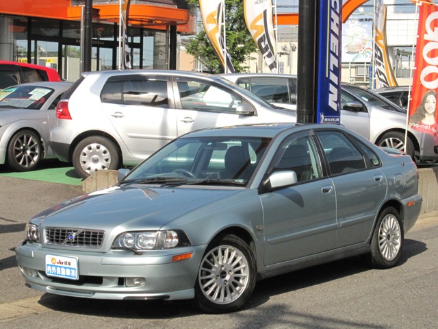 2003 Volvo S40