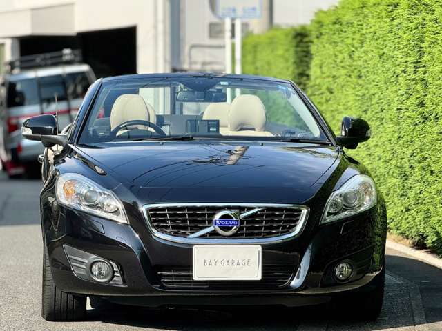 2011 Volvo C70 Cabriolet – thumbnail 2