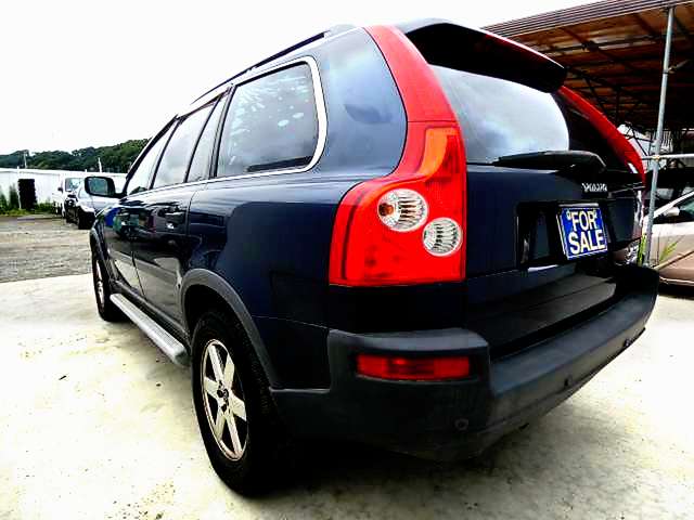2003 Volvo XC90 – thumbnail 2