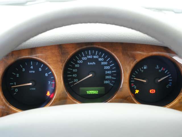 2002 Jaguar XJ – thumbnail 4