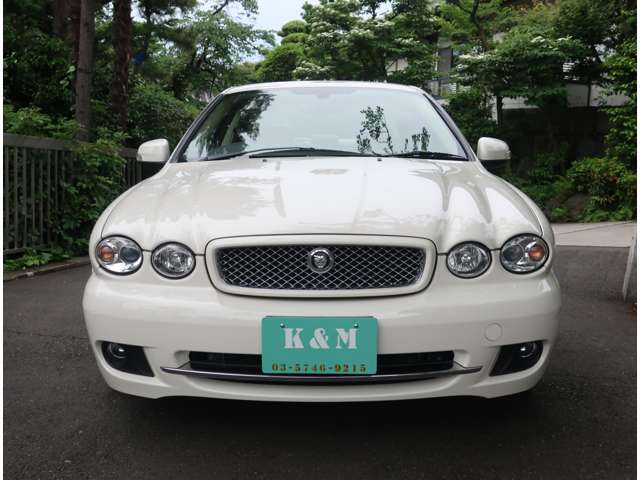 2010 Jaguar X-Type – thumbnail 4