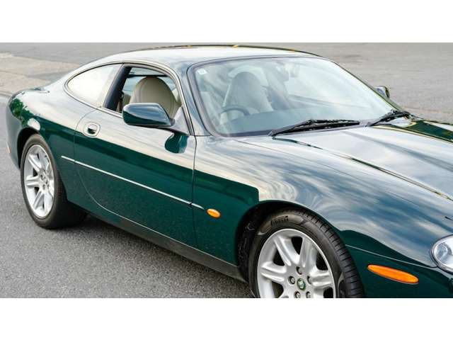 1996 Jaguar XK Series Coupe – thumbnail 3