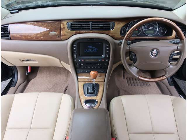 2006 Jaguar S-Type – thumbnail 3