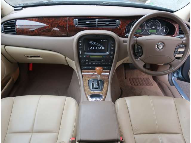 2005 Jaguar S-Type – thumbnail 3