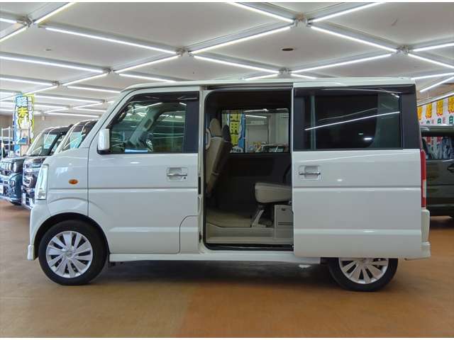 2007 Suzuki Every Wagon – thumbnail 3