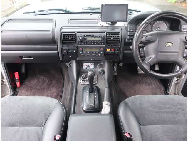 2003 Land Rover Discovery – thumbnail 3