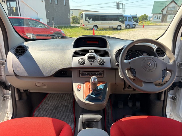 2011 Renault Kangoo Be Bop – thumbnail 2
