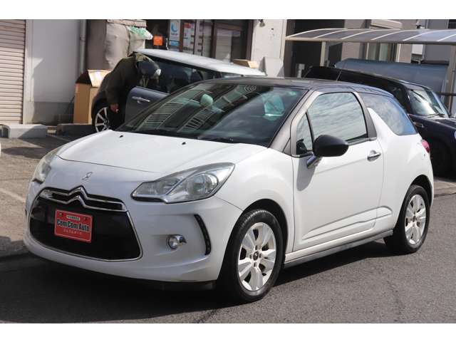 2011 Citroën DS3 – thumbnail 3