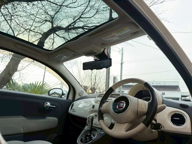 2010 Fiat 500 – thumbnail 3