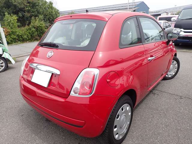 2011 Fiat 500 – thumbnail 4