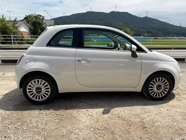 2010 Fiat 500 – thumbnail 4