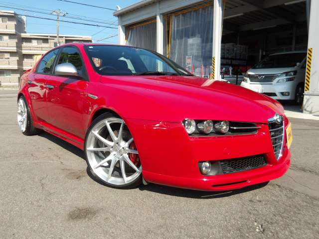 2010 Alfa Romeo 159 – thumbnail 4
