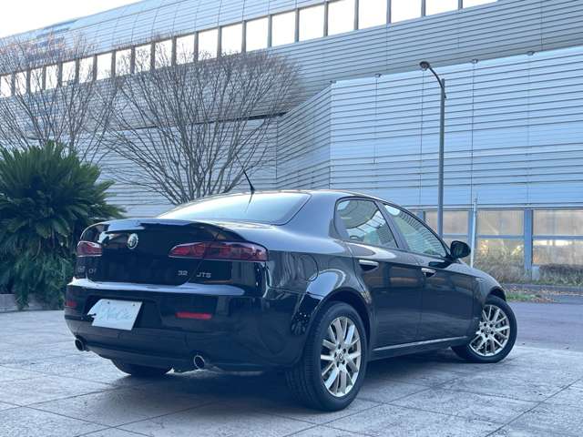 2008 Alfa Romeo 159 – thumbnail 2