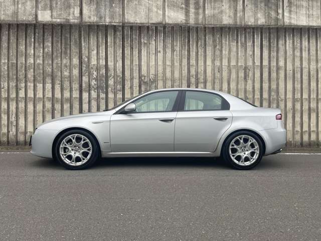 2006 Alfa Romeo 159 – thumbnail 2