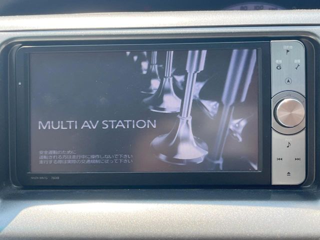 2011 Toyota Estima – thumbnail 4
