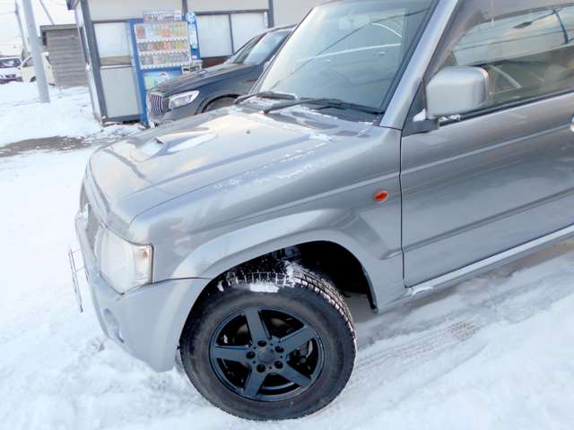 2011 Nissan Kix – thumbnail 3
