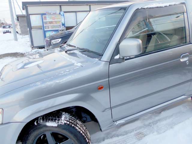 2011 Nissan Kix – thumbnail 4