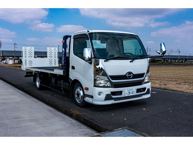 2011 Hino Dutro